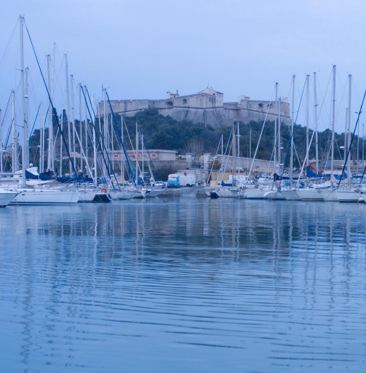 Stars Antibes Hotel Biot Ngoại thất bức ảnh