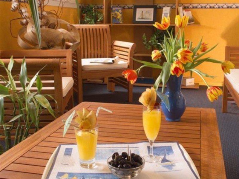 Stars Antibes Hotel Biot Ngoại thất bức ảnh